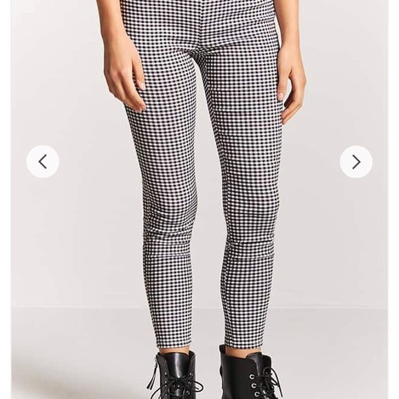 Forever 21 - Picture 2 of 4